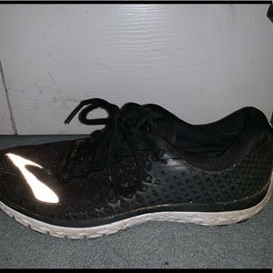 Running shoes